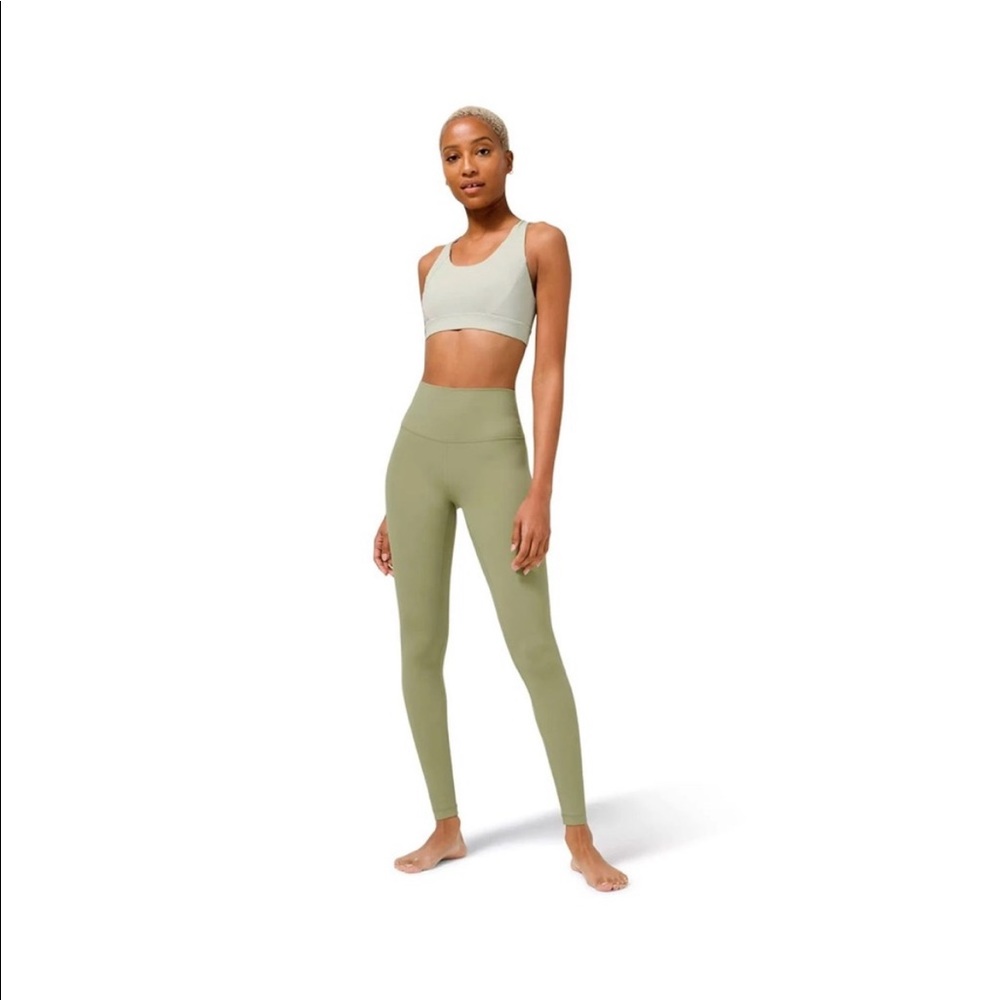 🌿 Lululemon Align 28” Rosemary Green